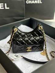 Chanel Hobo Gold 21.5 × 22.5 × 7 cm  - 1