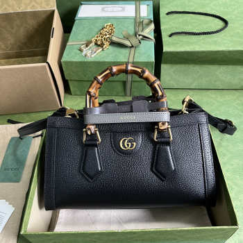 Gucci Diana small shoulder bag 25 x 16 x 9 cm