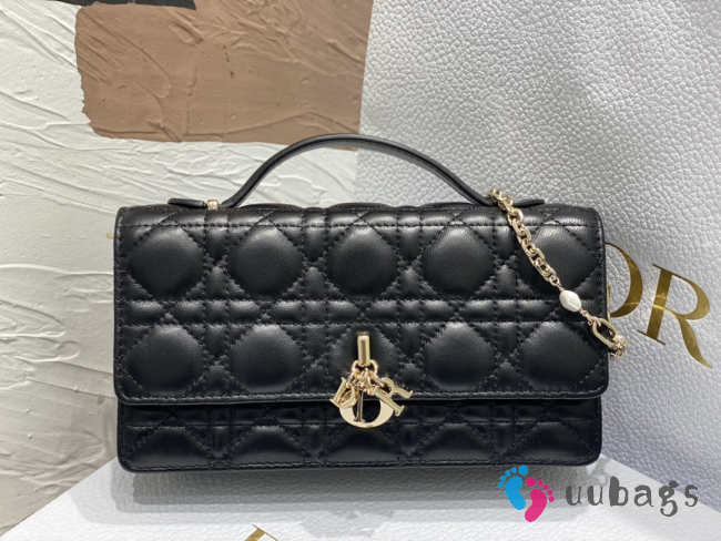 Dior Lady Black Mini Miss Bag 21 x 11.5 x 4.5 cm - 1