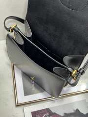 Dior Black Bobby Frame Bag 20 x 19.5 x 10 cm - 4