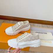 Louis Vuitton Cream Squad 5 cm - 2