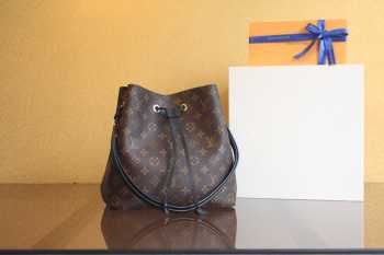 Louis Vuitton Néonoé MM 26 x 26 x 17.5 cm