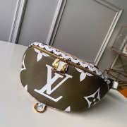 Louis Vuitton Bumbag 37x14x13cm - 1