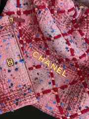 Chanel 22 Tweed Gold Tone Metal bag in Pink 39x42x8cm - 4