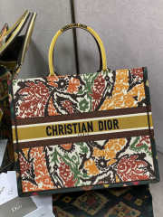 Dior Book Tote Embroided Bag 42x35x18cm - 1