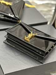 YSL Cassandra Medium in Black 22x16.5x5.5cm - 4