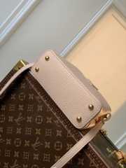 Louis Vuitton Capucines in Light Pink 27×18×9cm - 6