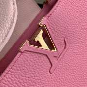 Louis Vuitton Capucines in Pink 21x14x8cm - 3