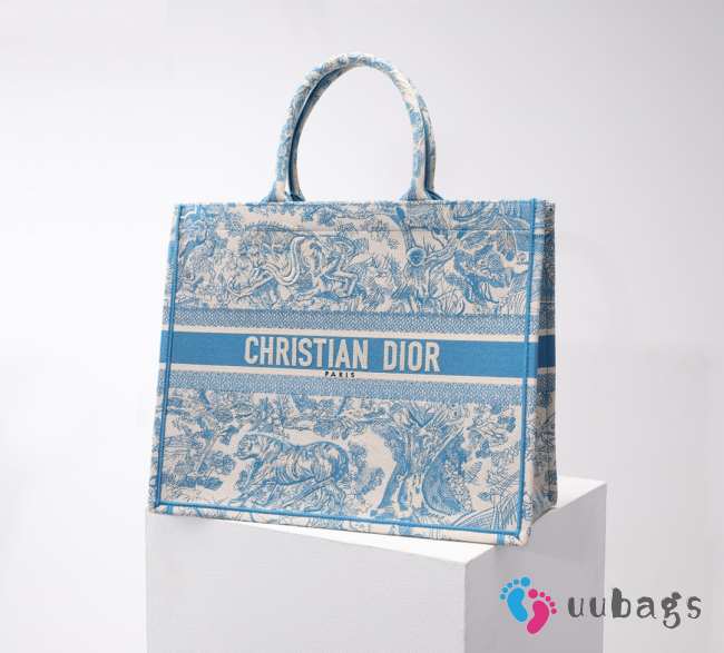 Dior Book Tote Cornflower Blue Toile de Jouy Embroidery - 1