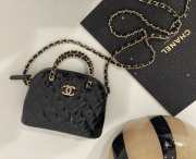 Chanel Clutch Glossy leather & Gold Hardware 11×16×5.5cm - 1