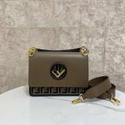 Fendi Peekaboo Dark Brown 25X18cm - 1