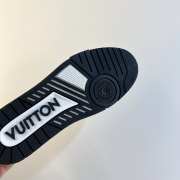 Louis Vuitton LV Trainer 'White Black' - 5