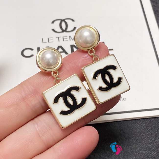 Chanel Earrings E007 - 1