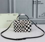 Off White 8853 