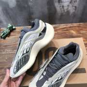 Yeezy 700 V3  - 3