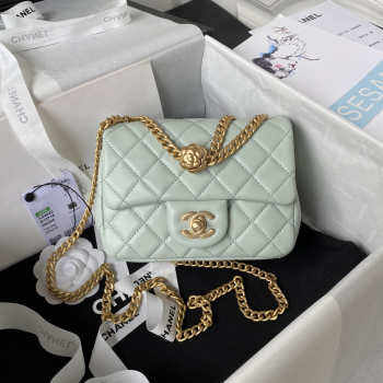 Chanel Small Flap Bag Green Gold Hardware 13x18x7cm