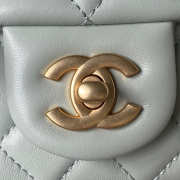 Chanel Small Flap Bag Green Gold Hardware 13x18x7cm - 5