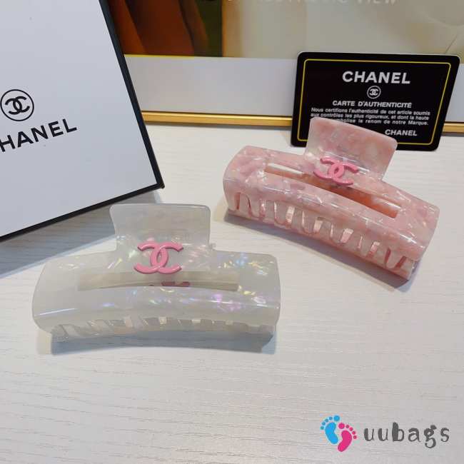 Chanel Claw hairs C003 - 1