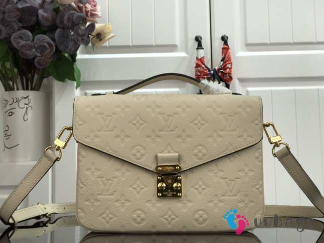 Louis Vuitton Pochette Métis Beige 25x19x9cm - 1