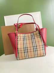 Burberry Vintage Red & Beige Nova 28x26cm - 5