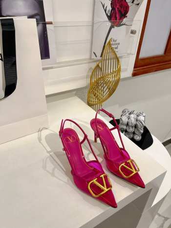 Valentino Slingback Pump In Transparent Polymer Pink