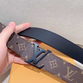 LV Monogram Belt width 4cm