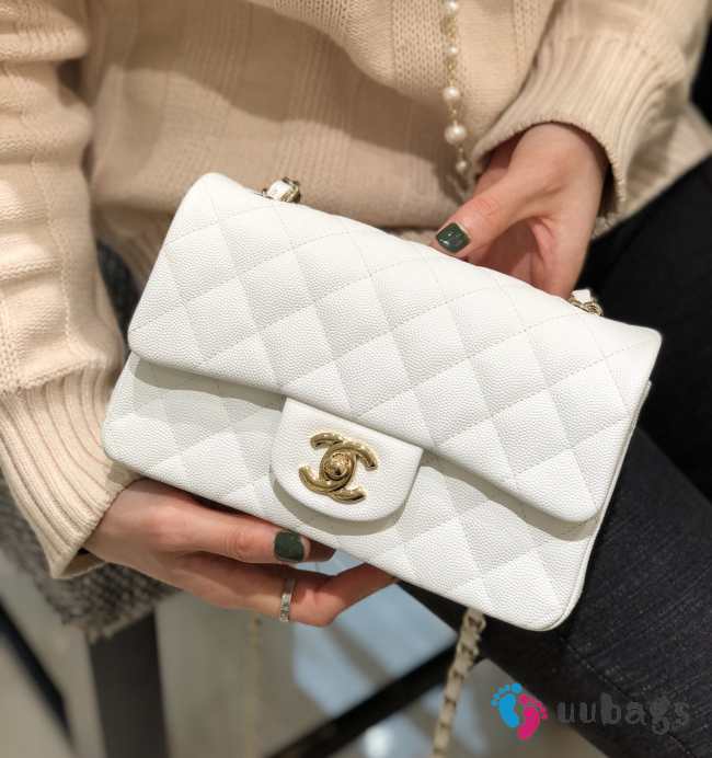 Chanel Classic Flap bag with gold buckle 23cm - 1