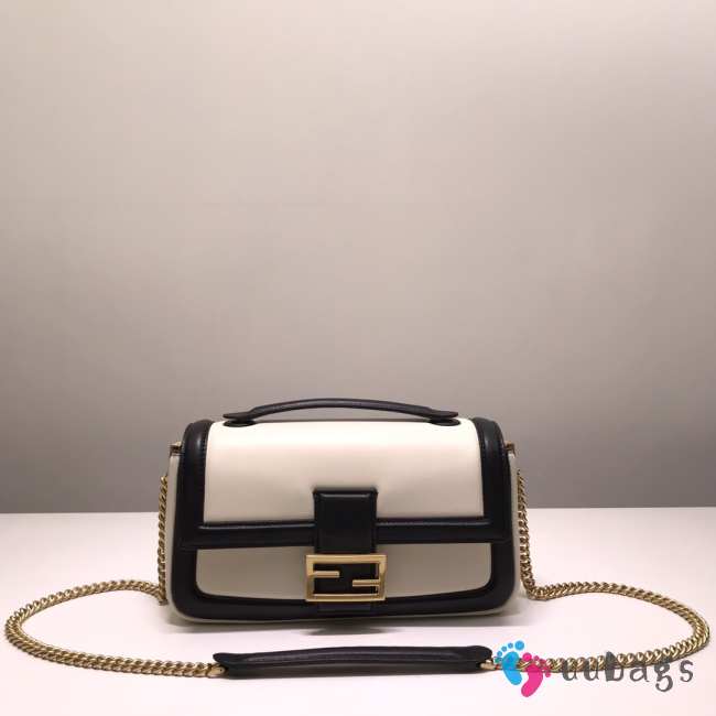 Fendi Baguette white FD8600 26x6x15cm - 1