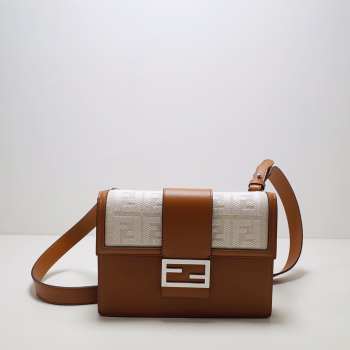 Fendi Flat Baguette Brown Leather 22.5x4x16cm