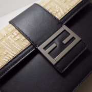 Fendi Flat Baguette Black Leather 22.5x4x16cm - 6