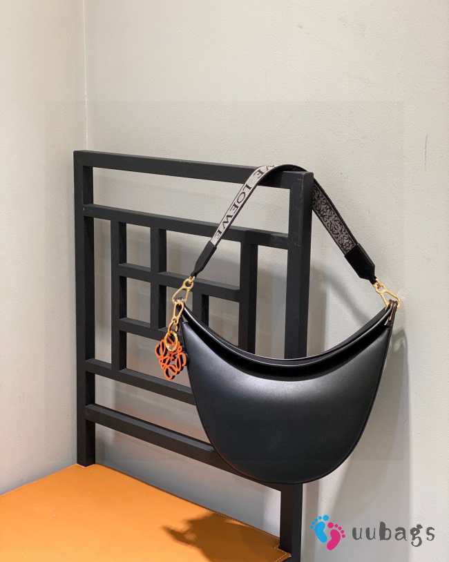 Loewe Hobo Black 29x27x8cm - 1