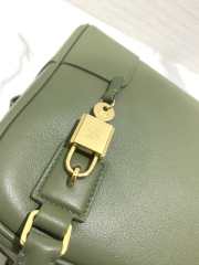 Loewe Amazona square bag in nappa calfskin green - 2