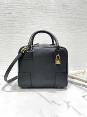 Loewe Amazona square bag in nappa calfskin black - 6