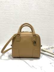 Loewe Amazona square bag in nappa calfskin brown - 5