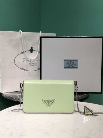 Prada Shoulder Green bag 19x5x12cm