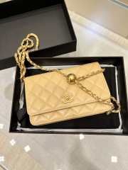 Chanel Woc yellow with gold hardware 12.3x19.2x3.5cm - 3