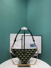 Prada Triangle green 27x14x6.5cm - 1