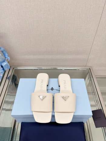 Prada Slippers Creamy EU 35-41