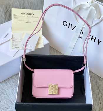 Givenchy Small pink 4G 21x15x6cm