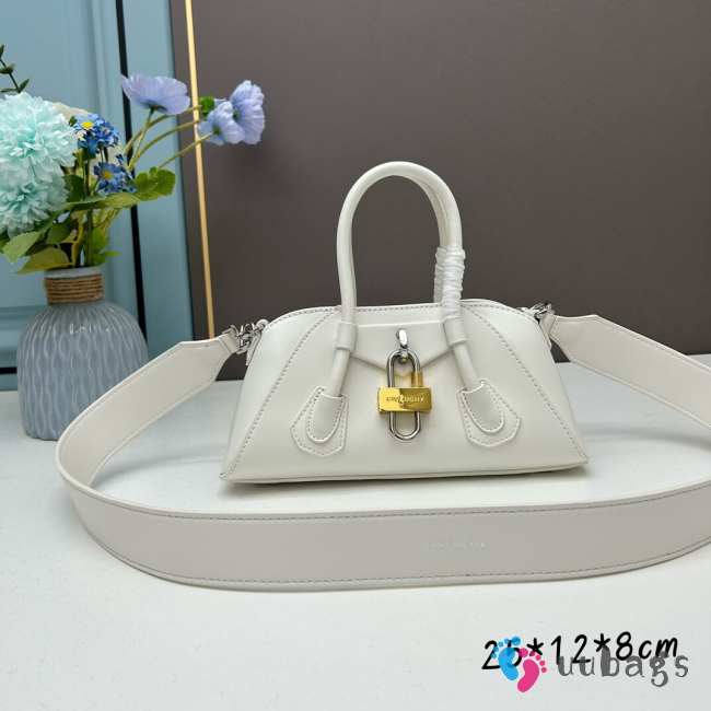 Givenchy Mini Antigona Stretch bag in white 25x12x8cm - 1