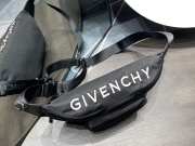 Givenchy Essentiel U bum bag 35x21x6cm - 2