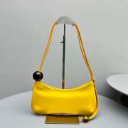 Jacquemus Le Bisou yellow handbag 27x10.5cm - 3