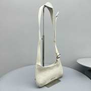 Jacquemus Le Bisou white handbag 27x10.5cm - 3