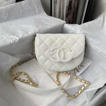 Chanel Flapbag white 19x16x7cm