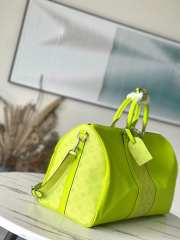 Louis Vuitton Keepall Bandouliere Neon 50x29x23cm - 3