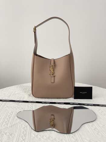 YSL Le 5 À 7 Soft Hobo 713938 in brown 23x22x8.5cm