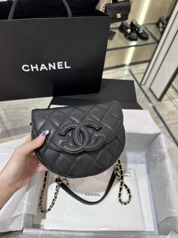 Chanel 23P black 19x16x7cm