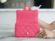 Chanel 23P pink shoulder bag with gold buckle 12x19x8cm - 4