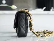 Chanel 22s black shoulder bag with gold buckle 13x17x6cm - 3