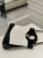 Chanel 31 bag in White 22x23x5.5cm - 5